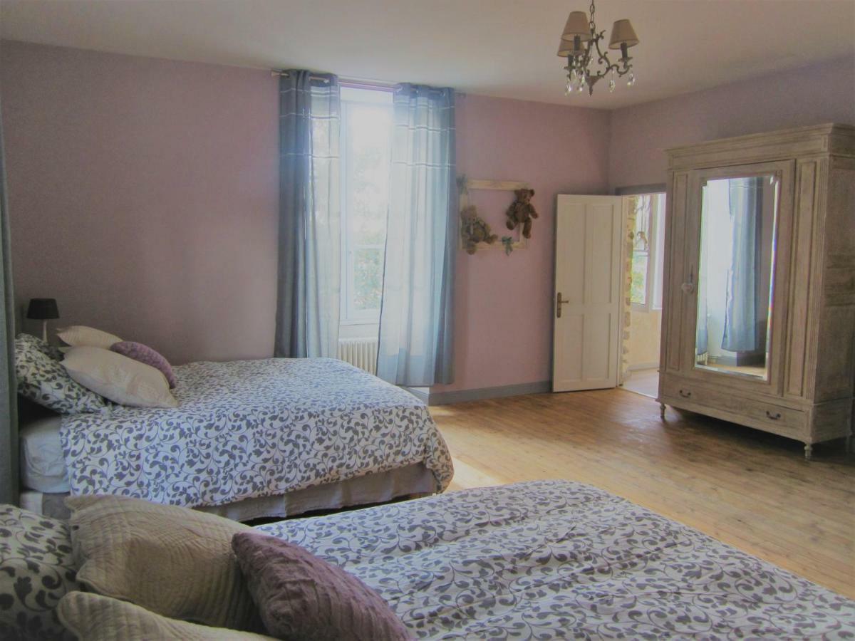 Le Manoir "Aux Douves" Bed & Breakfast Bazoges-en-Paillers Eksteriør bilde